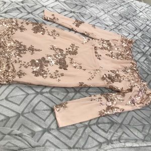 sexy mini dress (just in time for the holidays!!)